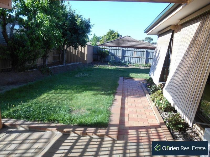 124 Kurrajong Road, Narre Warren VIC 3805