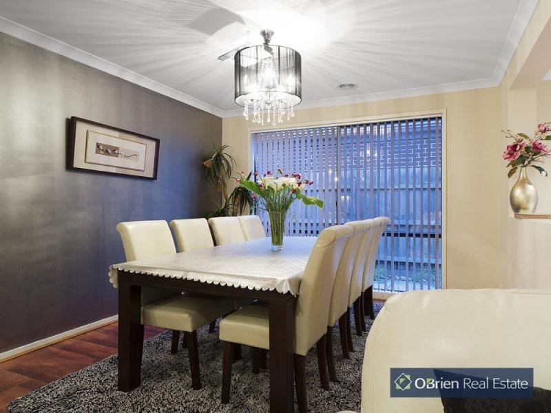 156 Paterson Drive, Lynbrook VIC 3975