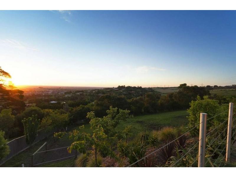 10 Panoramic Terrace, Berwick VIC 3806