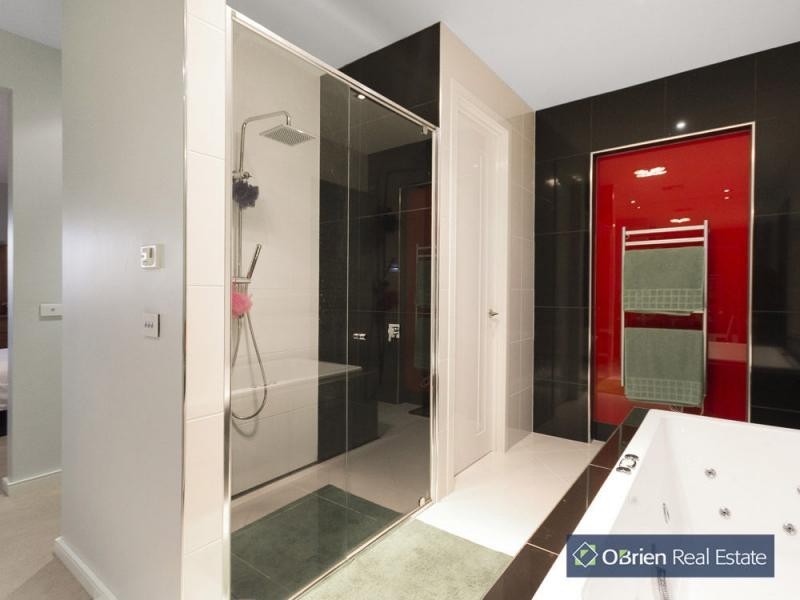 10 Panoramic Terrace, Berwick VIC 3806