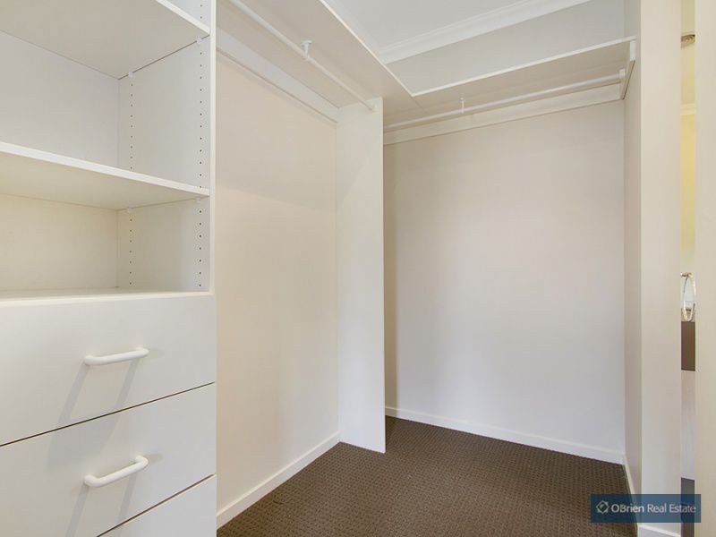 34 Claudia Crescent, Drouin VIC 3818