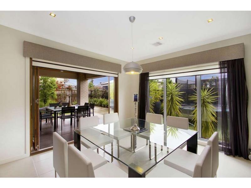 9 Arena Parade, Officer VIC 3809