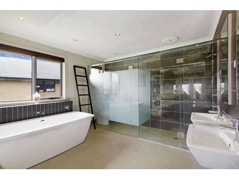 9 Arena Parade, Officer VIC 3809