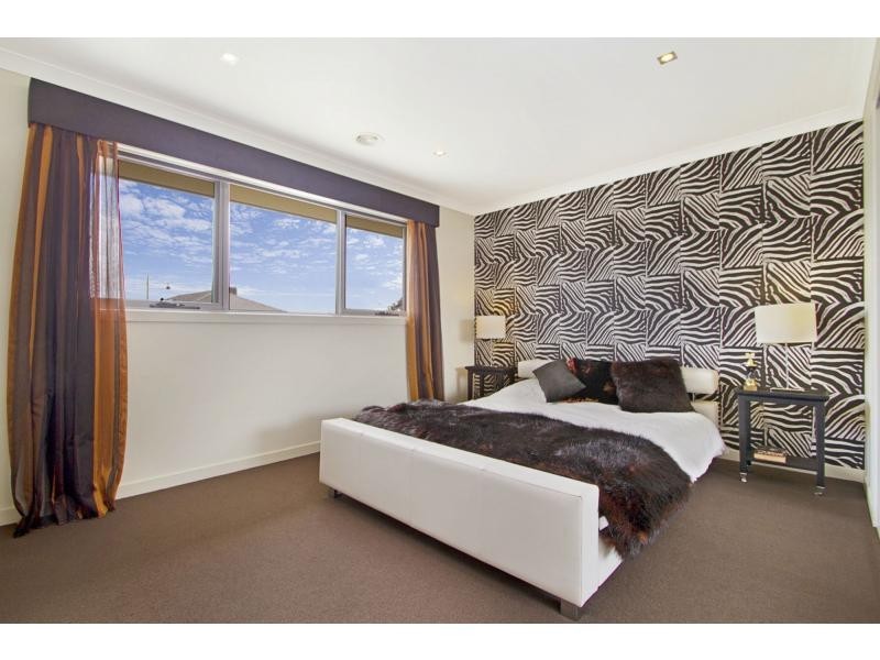 9 Arena Parade, Officer VIC 3809