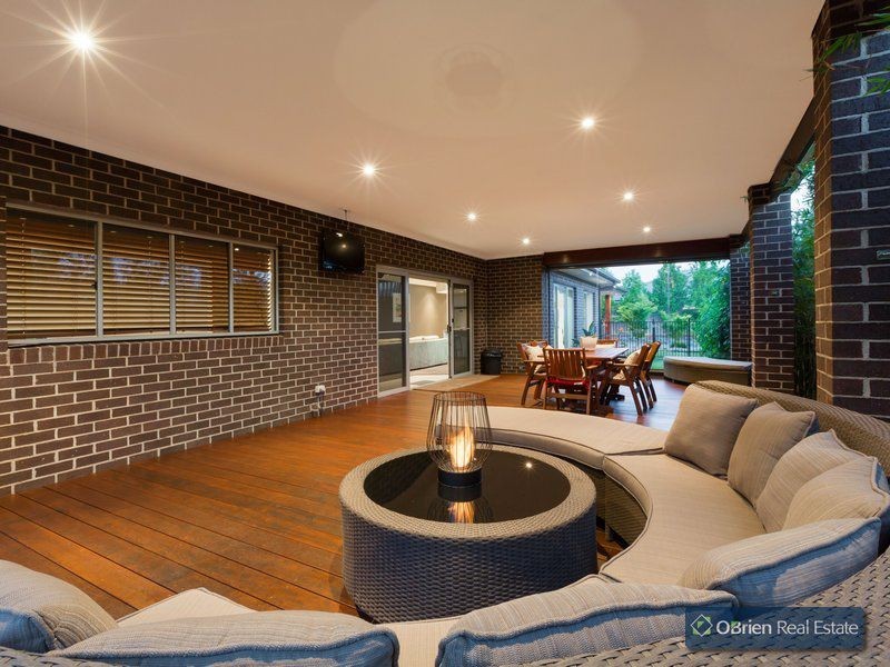 35 Bernly Boulevard, Berwick VIC 3806