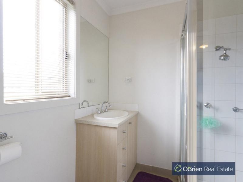 1 Cindy Court, Berwick VIC 3806