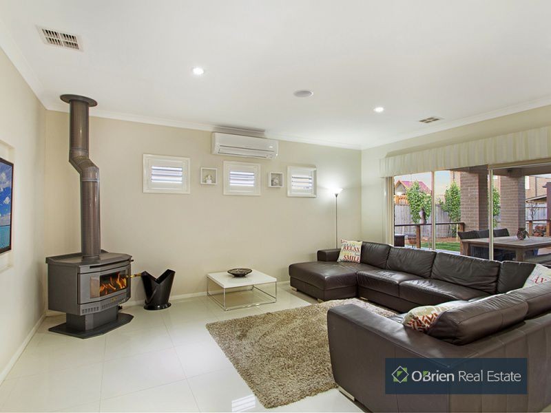 13 Wombat Court, Narre Warren South VIC 3805