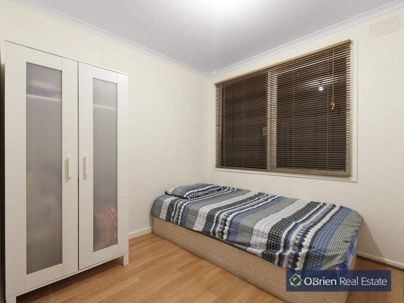 34 Ambleside Crescent, Berwick VIC 3806