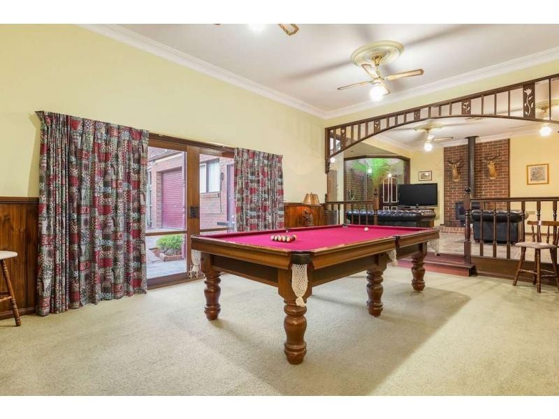 1 Clover Close, Berwick VIC 3806