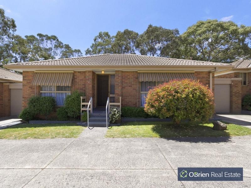 Unit 2/16-18 Regans Road, Hampton Park VIC 3976