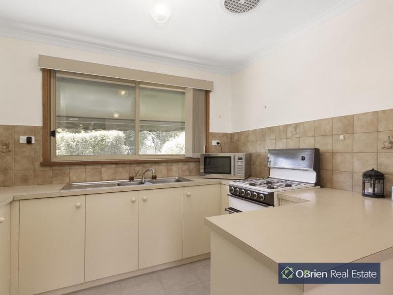 Unit 2/16-18 Regans Road, Hampton Park VIC 3976