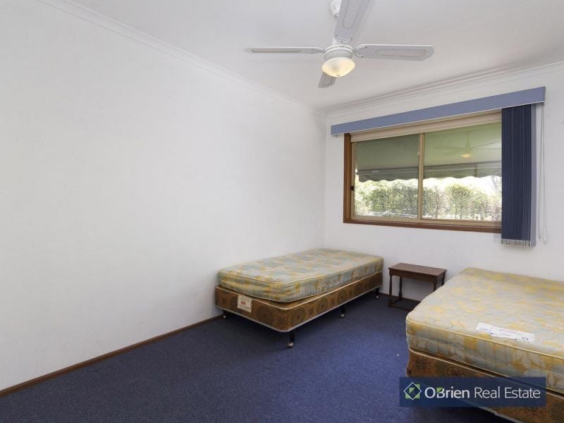 Unit 2/16-18 Regans Road, Hampton Park VIC 3976