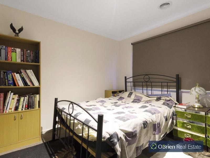 94 Webster Way, Pakenham VIC 3810