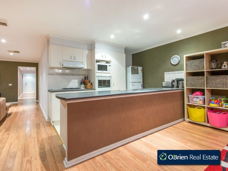 87 Golf Links Road, Berwick VIC 3806