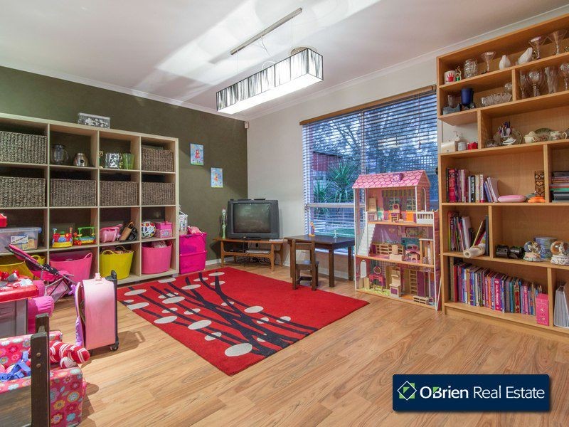 87 Golf Links Road, Berwick VIC 3806