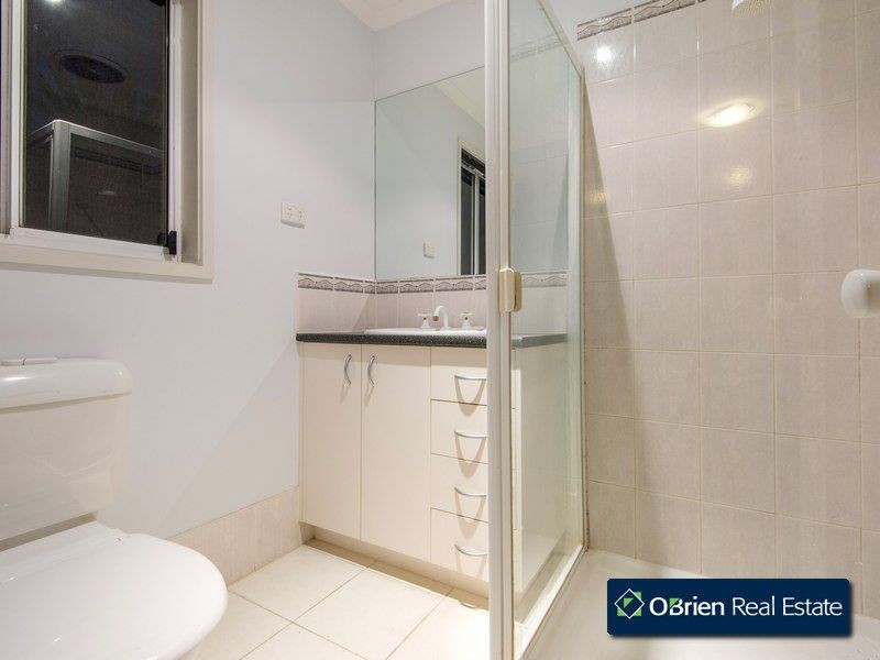 87 Golf Links Road, Berwick VIC 3806