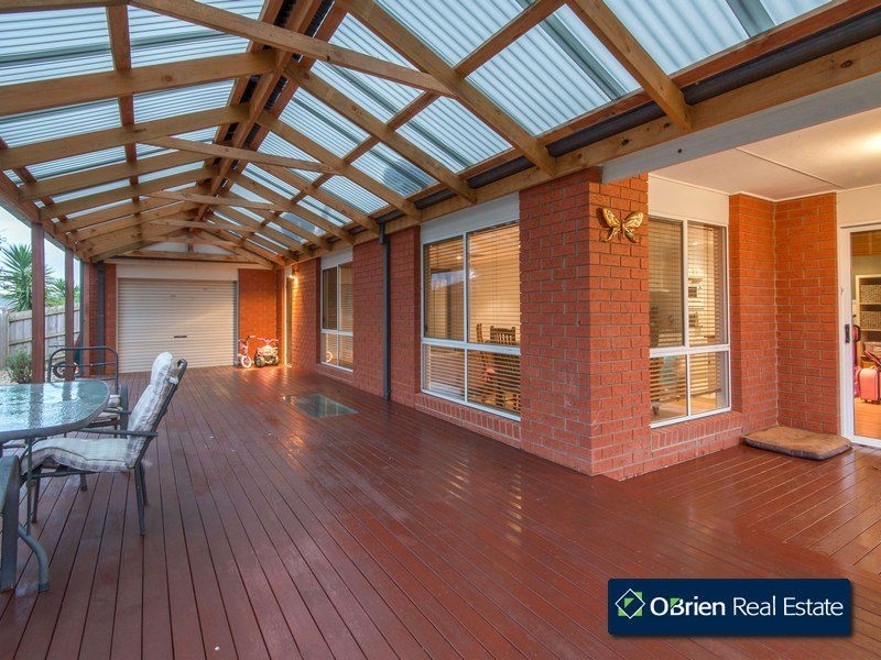 87 Golf Links Road, Berwick VIC 3806