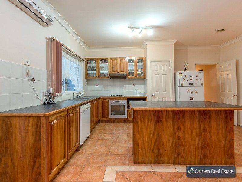 7 Conica Court, Hallam VIC 3803