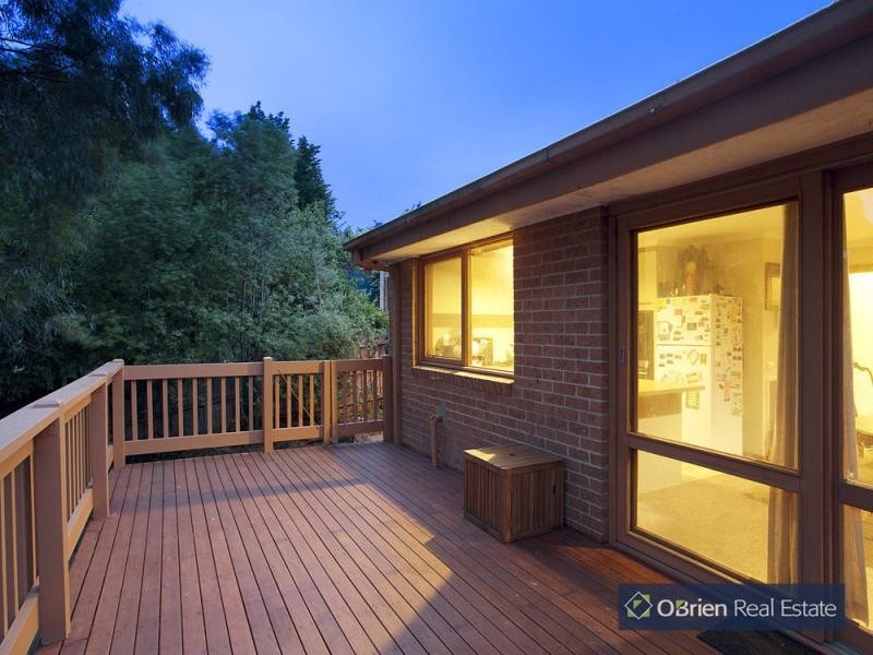 9 Coledale Court, Endeavour Hills VIC 3802