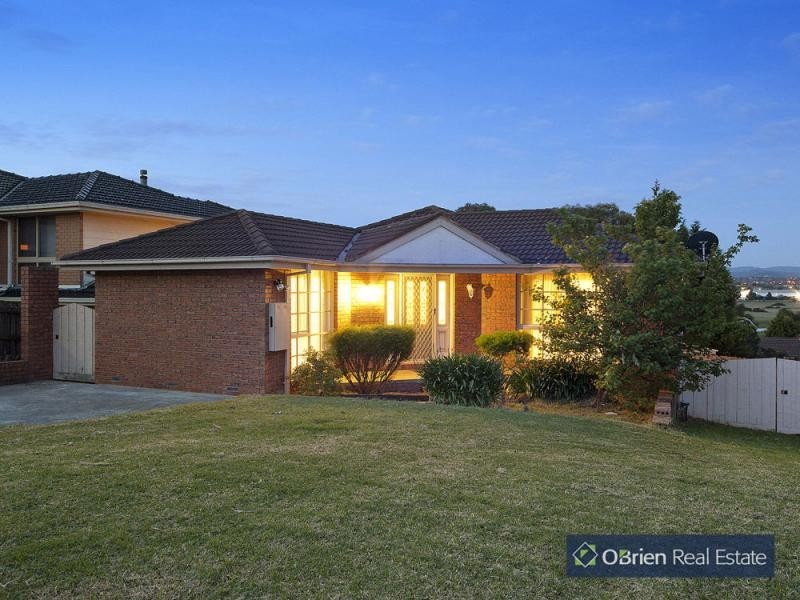 50 Justin Circuit, Hampton Park VIC 3976