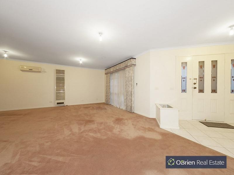 50 Justin Circuit, Hampton Park VIC 3976