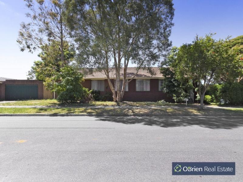 9 Spinosa Close, Endeavour Hills VIC 3802