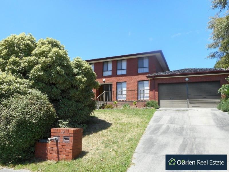 12 Moody Place, Endeavour Hills VIC 3802