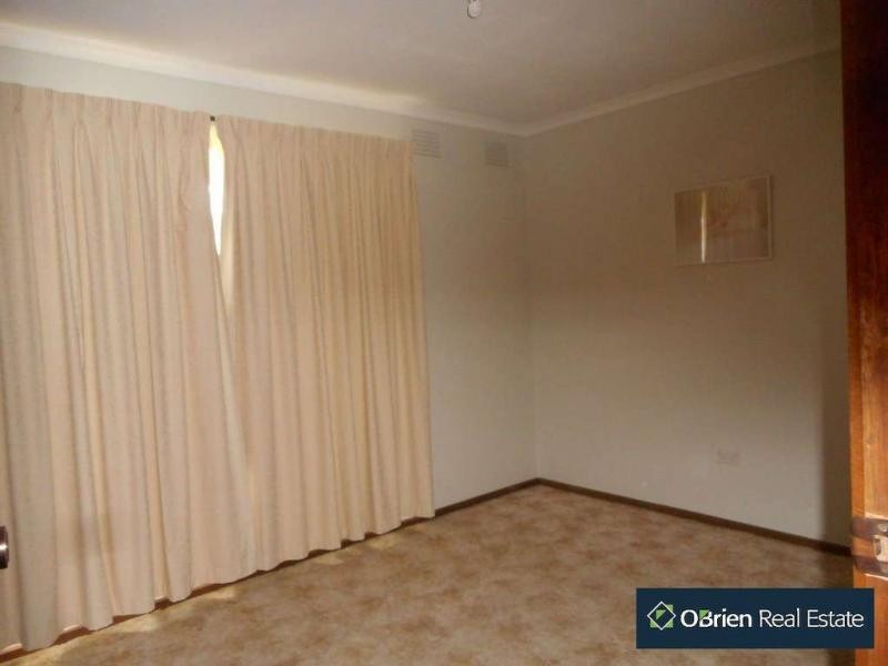 12 Moody Place, Endeavour Hills VIC 3802