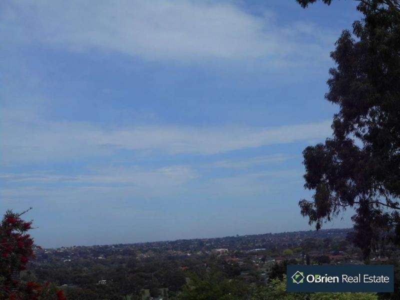 12 Moody Place, Endeavour Hills VIC 3802