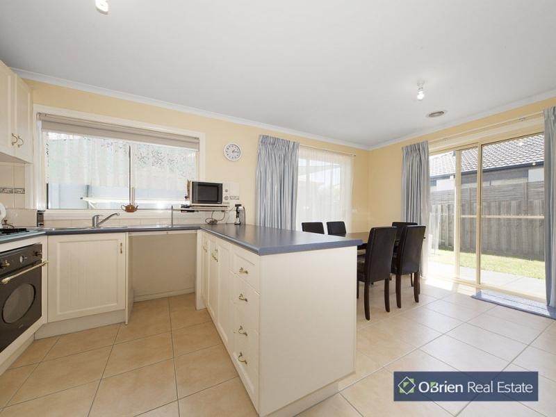 25 Boston Court, Narre Warren VIC 3805