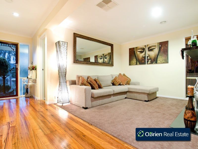 20 Pendulum Way, Berwick VIC 3806