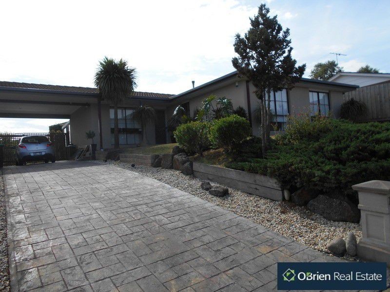 7 Redgum Place, Narre Warren VIC 3805