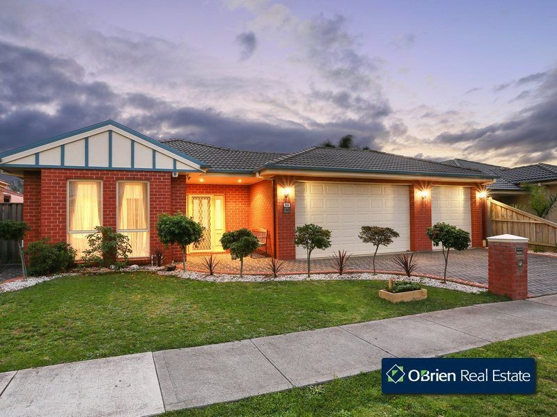 35 Eucumbene Drive, Berwick VIC 3806