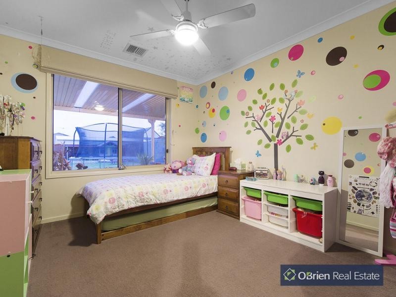 9 Chellamah Close, Tooradin VIC 3980