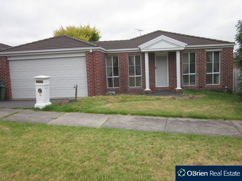 5 Millgrove Way, Berwick VIC 3806