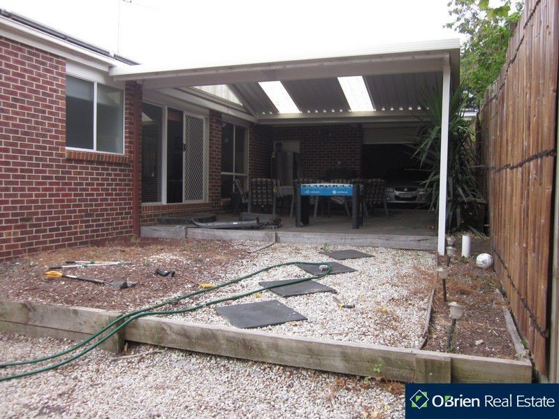 5 Millgrove Way, Berwick VIC 3806