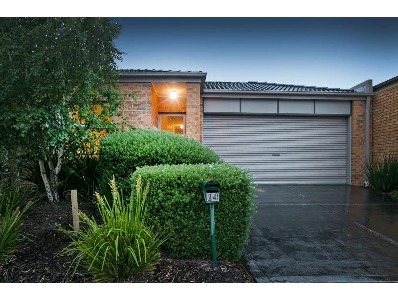 14 Kosta Boda Boulevard, Pakenham VIC 3810