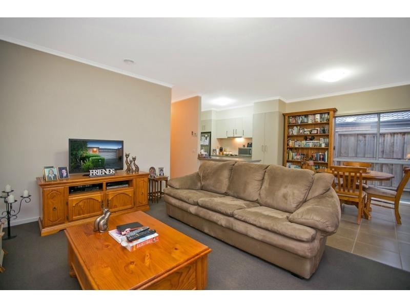 14 Kosta Boda Boulevard, Pakenham VIC 3810