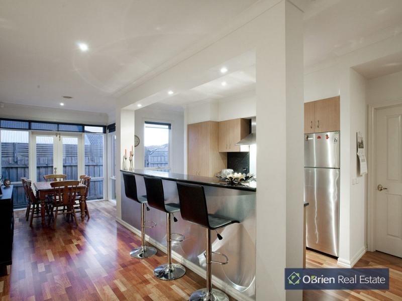 48 Fieldstone Boulevard, Beaconsfield VIC 3807