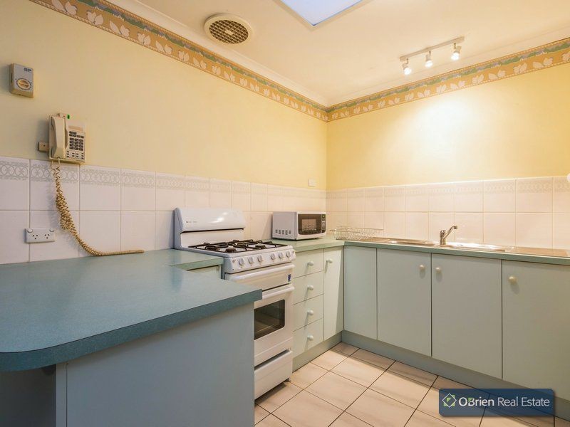 7B Coolabah Grove, Berwick VIC 3806