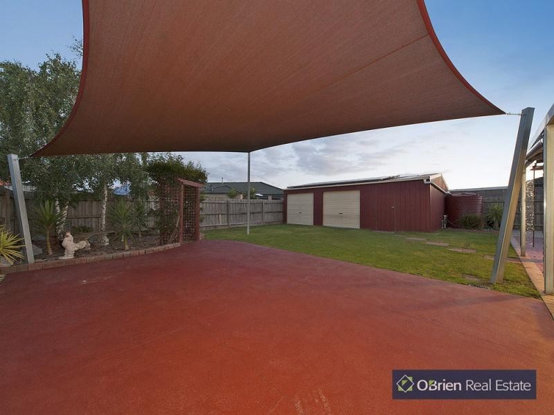 25 Beethoven Drive, Narre Warren South VIC 3805