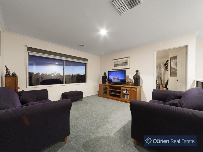 25 Beethoven Drive, Narre Warren South VIC 3805