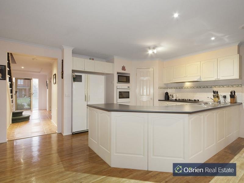 25 Beethoven Drive, Narre Warren South VIC 3805