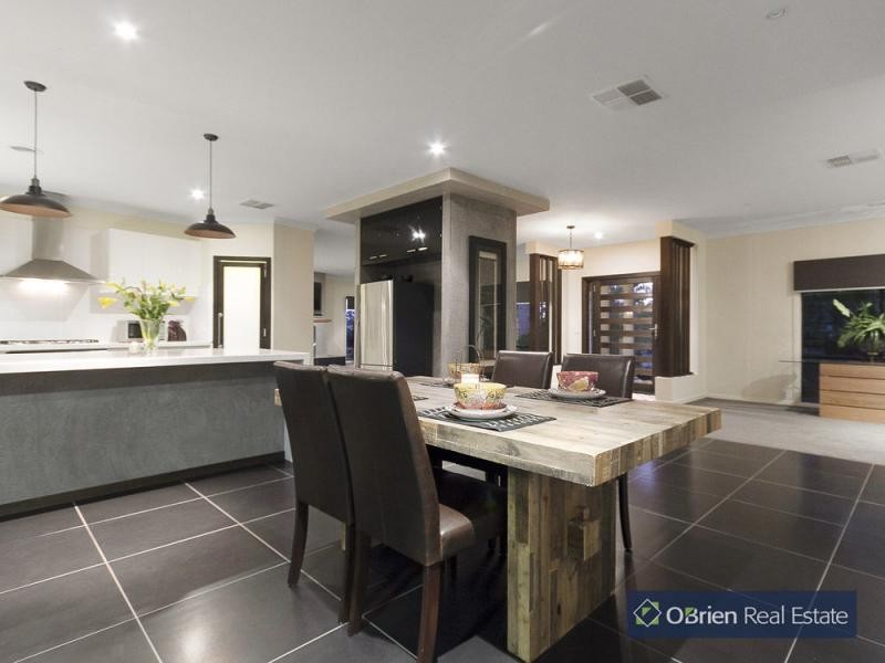 6-8 Lakes Boulevard, Pearcedale VIC 3912