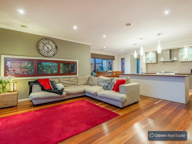 17 Norwich Drive, Berwick VIC 3806