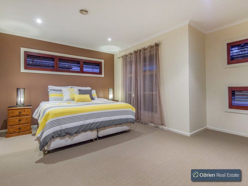 17 Norwich Drive, Berwick VIC 3806