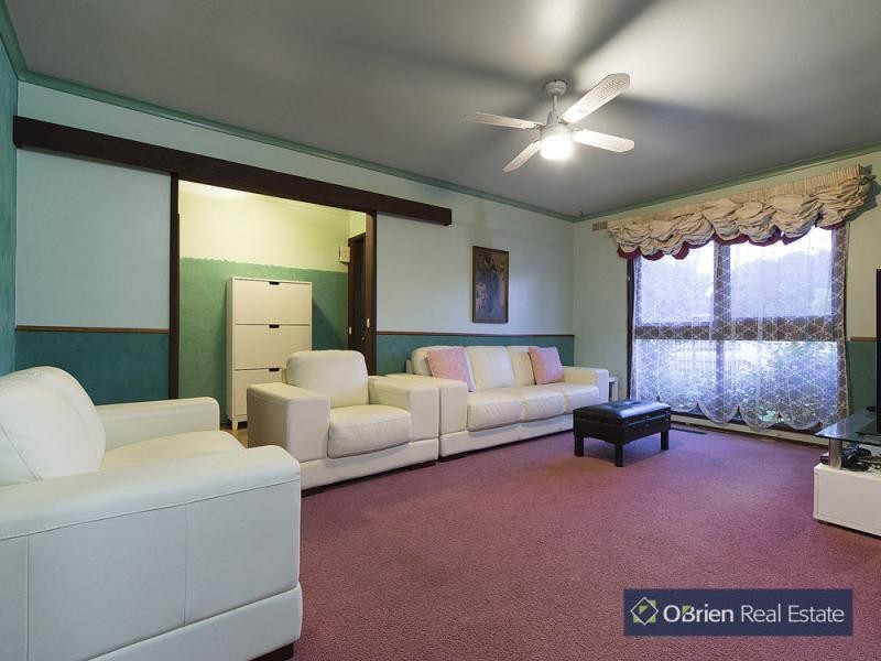 21 Lorna Street, Cranbourne VIC 3977