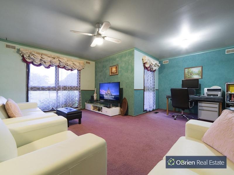 21 Lorna Street, Cranbourne VIC 3977