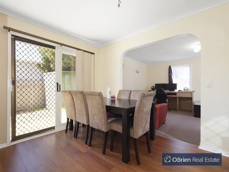 3 Elcan Avenue, Cranbourne West VIC 3977