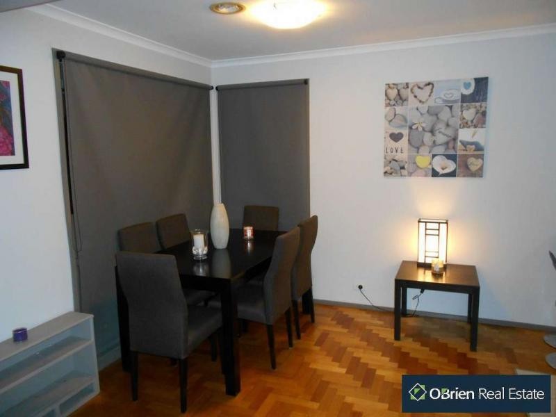 32 Girvan Circuit, Endeavour Hills VIC 3802